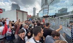 CHP'de barikat gerginliği! Polis müdahale etti