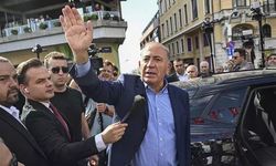Gürsel Tekin’den İl Başkanlığına 10 dakikalık ziyaret!