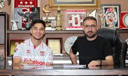 Kayserili genç futbolcu Yusuf Çağlar Kefkir, Sivasspor'da A takıma yükseldi
