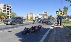 Kayseri’de otomobil ile motosiklet çarpıştı: Kadın sürücü hayatını kaybetti