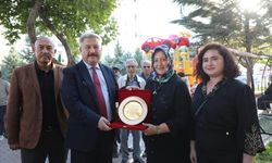 Melikgazi Belediyesi Bahçelievler Parkı’nı yeniledi!