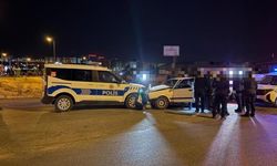 Kayseri’de ‘dur’ ihtarına uymayan sürücü, 2 polisi yaraladı