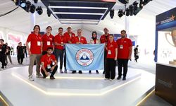 Rektör Altun TEKNOFEST 2025’te teknoloji tutkunlarıyla buluştu