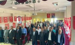 CHP Tomarza’da kongresini yaptı: Enbiya Aydın yeniden başkan seçildi