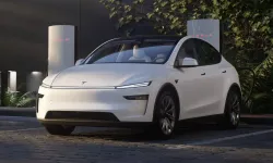 Tesla aracı olanlar dikkat: Batarya değişim ücretleri ne kadar olacak açıklandı