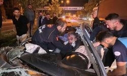 Aksaray’da akıl almaz kaza: Otomobil tıra arkadan çarptı! 1 ölü, 1 ağır yaralı