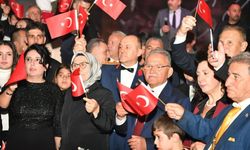 Başkan Büyükkılıç, Cumhuriyetin 102. Yıl Resepsiyonu’na katıldı