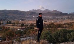 Erciyes manzarasında sabah yürüyüşü: Başkan Büyükkılıç’tan sağlıklı yaşam mesajı