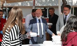 Başkan Çolakbayrakdar: 'Güçlü Türkiye’yi gençlerle inşa edeceğiz'