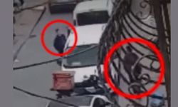 Korkunç anlar! 13 yaşındaki çocuk arkadaşını boynundan bıçakladı!