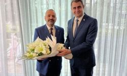 CHP’li başkan görevi ev hapsinde devretti