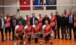 Kayseri milli eğitim ERVA erkek voleybol takımı şampiyon oldu