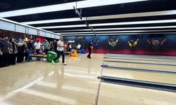 Kayseri’de Gazeteciler Bowling Turnuvasında yarıştı