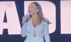 Şafak operasyonu'nda göz altına alınan Hadise, Ankara'da konser verdi