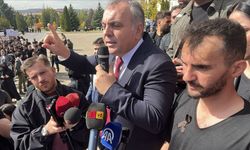 Erciyes Üniversitesi’nde isyan büyüyor! “Kayyım rektör istifa” sloganları kampüsü inletti