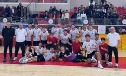 Kayseri Elit Voleybol’dan muhteşem geri dönüş! 2-0’dan 3-2 yaptılar