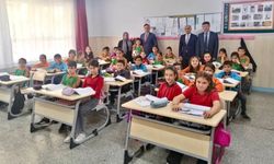 Kayseri İl Milli Eğitim Müdürü Esen öğrencinin isteğini karşılıksız bırakmadı