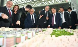 Kayseri’de kentsel dönüşüm zirvesi: Büyükkılıç ‘Geleceğimizi yeniden inşa edeceğiz’