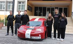 Kayserili lise öğrencilerinin elektrikli aracına “yerlilik” ödülü