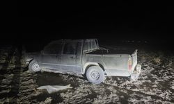 Konya Karapınar’da pikap şarampole girdi: 2 kişi yaralandı