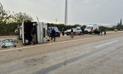 Tarım işçilerini taşıyan minibüs kontrolden çıktı: 11 yaralı