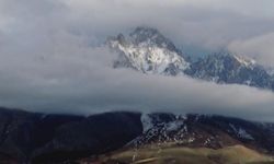 Dağda kayıp dağcı alarmı ekipleri harekete geçirdi!
