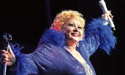 Usta sanatçı Muazzez Abacı apar topar hastaneye kaldırıldı!