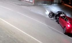 Motosikletle otomobil çarpıştı: Yaralı hastaneye kaldırıldı