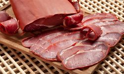 Pastırma ve sucuk satışında yüzde 25 düşüş: “Ekonomik şartlar vatandaşın sofrasına da yansıdı”