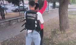 Kayseri’de polis ekiplerinden Narko-Okul uygulaması: 13 kişi sorgulandı