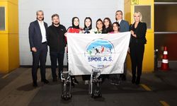 Dünya şampiyonu Elif Ceren Uzunçakmak Kayseri'de coşkuyla karşılandı