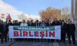 Selçuk Onat: “Bu bir savaş değil, insanlığın onurunun yok edilmesidir”