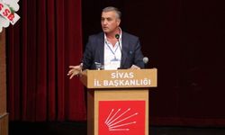 CHP Sivas Kongresi’nde Baki Çoban’dan tepki: Fotoğrafıma etek giydirdiler!