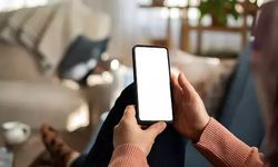 Cep telefonunuzu başkasına kullandırmayın: Büyük risk açıklandı