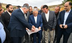 Kayseri Büyükşehir’den Tomarza’ya 10 bin ton asfalt ve 23 bin metrekare parke desteği