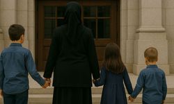 Kayseri'de Kanser ve Hamile 3 Çocuk Annesi Sanık, Uyuşturucu Poşetini Muavinin Koyduğunu İddia Etti!