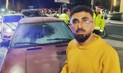 Seyir halindeyken yanan otomobili çevre esnafı söndürdü!