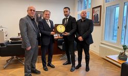 AKİB yönetiminden Amsterdam Başkonsolosu’na ziyaret