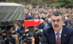 Bakan Tekin Kayseri'de toprağa verilen binbaşının öğretmen eşini telefonla aradı