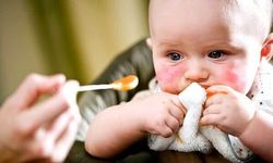 Küçük çocuklara asla yedirmemeniz gereken 3 yiyecek açıklandı