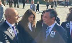 CHP Kayseri Milletvekili Aşkın Genç paylaştı! Bülent Ecevit ve Deniz Baykal kabirleri başında anıldı