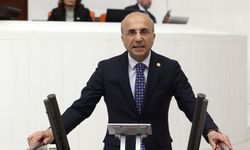 CHP’li Aşkın Genç’ten Vakıflar Kanunu tepkisi: Yerel başarı cezalandırılıyor