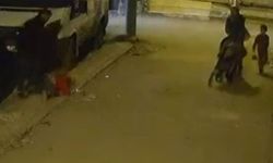 Cani adam küçük çocuğu yerden yere çarpı: O anlar kameralara yansıdı!