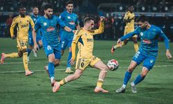 Fenerbahçe Çaykur Rizespor karşısında ikinci yarıda döndü