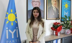 İYİ Partili Hakkomaz Şahin 'Ahmet Kaya’yı dinlemeyenler bugün terörist başına koşuyor'