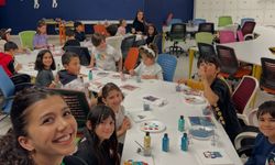 Kayseri’de ara tatilde bilim şöleni: Yüzlerce çocuk 24 atölyede buluştu