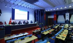 Kayseri’de dikkat çeken toplantı: 16 ilçeyi ilgilendiren önemli bilgilendirme yapıldı