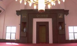 Kayseri Kocasinan'da camiler gül suyu ile yıkanıyor