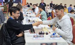 Kayseri'de 400 sporcunun yarışacağı satranç turnuvası başladı