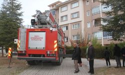 Konya’da 4 katlı binada yangın çıktı! 1 kişi yaralandı